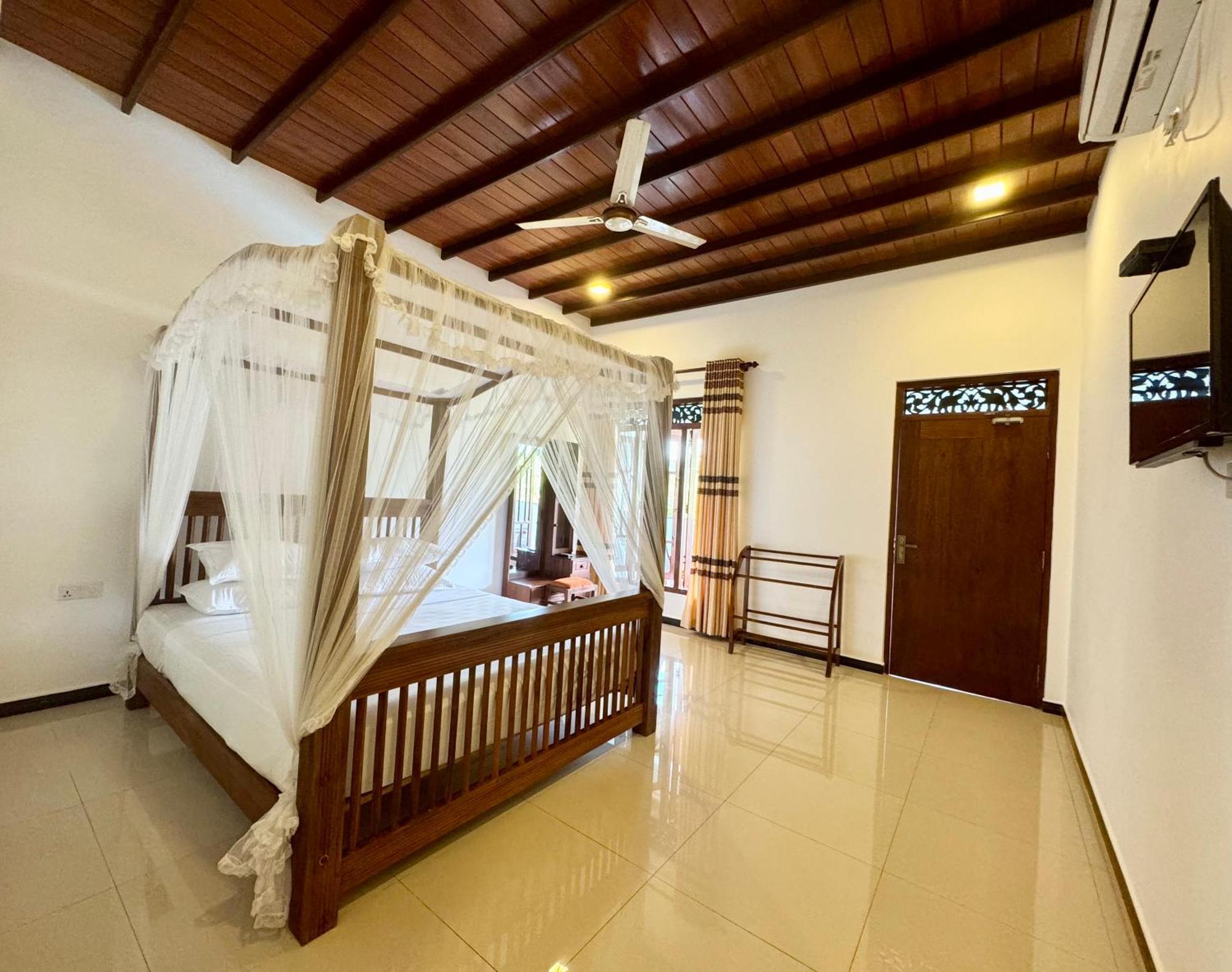 Villa 4U Bentota Extérieur photo